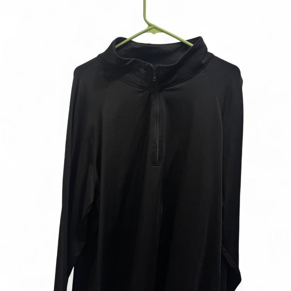 Black long sleeve quarter zip athletic top